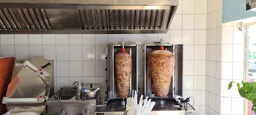 Urfa Döner Pizza Oppenheim