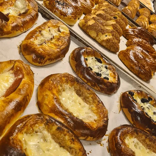 EMEK EKMEK Turkische bäckerei und Cafetaria 2018