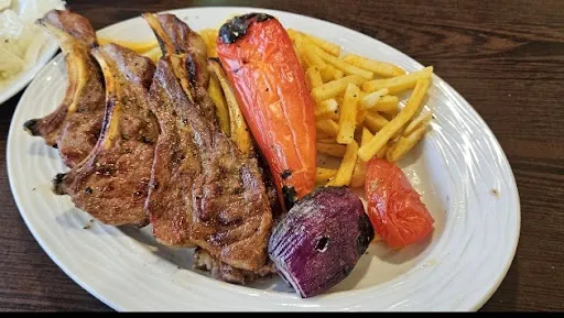 Topkapi Grill Ocakbaṣi