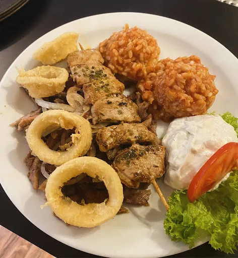 Smyrna Bistro & Lieferservice