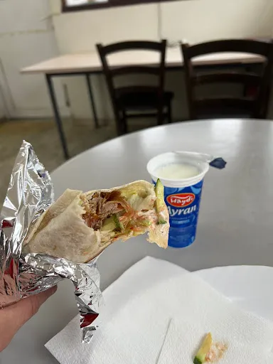 Türkische Döner Kebab Riviera