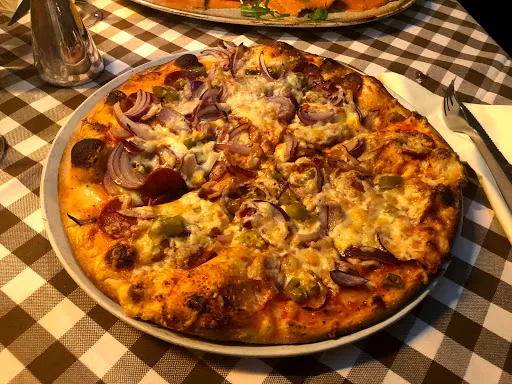 Alte Linde Döner-Pizza