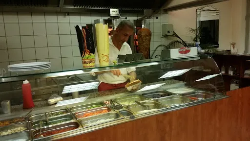 Alte Linde Döner-Pizza