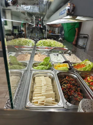 Grand Döner und Pizzahaus