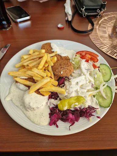 Elias Döner