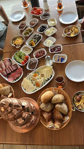 Keyf Döner Bistro