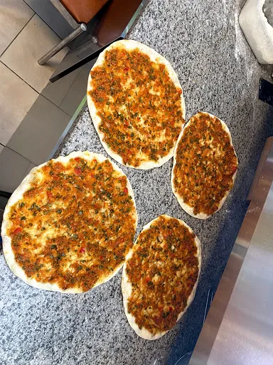 Polat Pizza & Döner