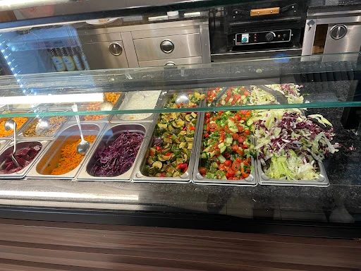 Kartoffelkönig (vegan Döner und Kumpir)