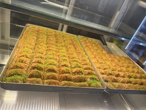 Bei Keko Gemüse Kebab Pizza
