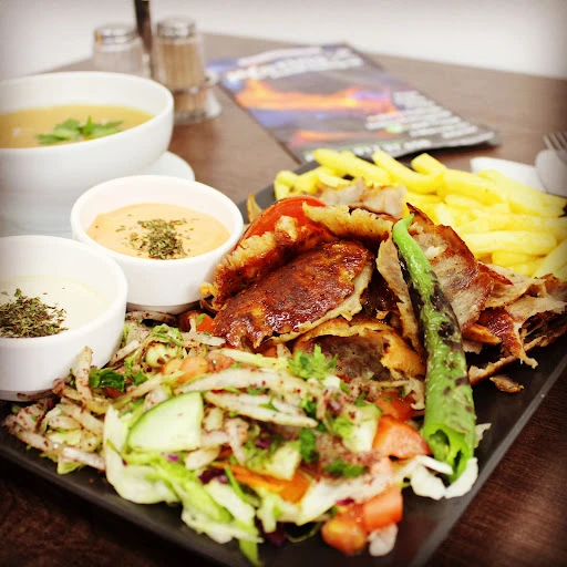 Metin's Holzkohlegrill
